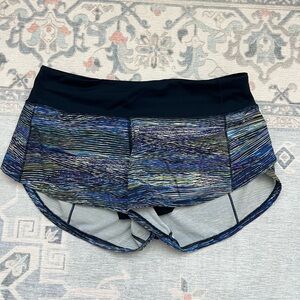 Lululemon Speed-Up Shorts lined 2.5in size 4